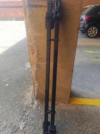 Barra portaequipajes coche es  fácil para ponerlas