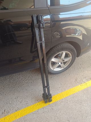 Barra portaequipajes coche es  fácil para ponerlas