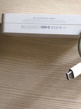 Alimentatore Apple MagSafe 85W