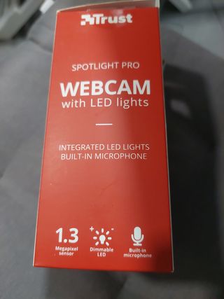 Trust Webcam con luz LED
