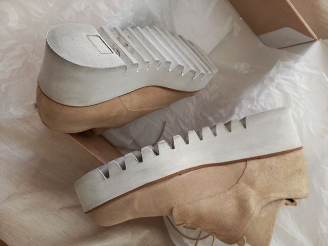 Zapatillas plataforma beige