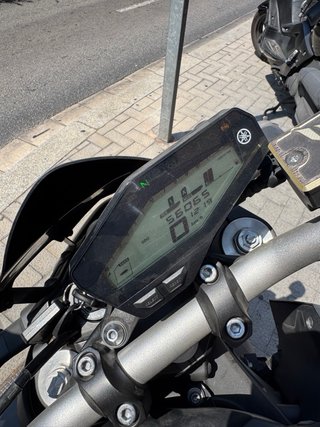 Yamaha MT-09 Gris - Moto