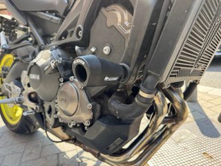 Yamaha MT-09 Gris - Moto