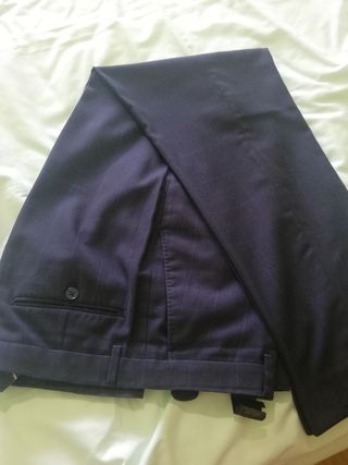 Traje hombre Cortefiel. 