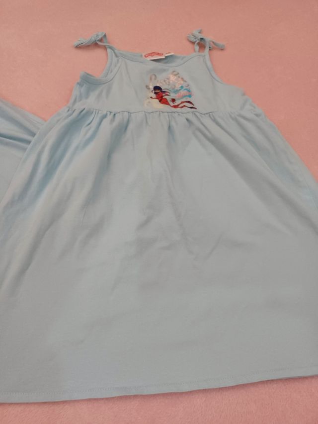 2 Vestidos niña verano talla 5. Precio por los 2