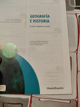 Geografía e Historia 3º - Libro de texto en for...