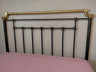 Cabecero cama metal negro-dorado