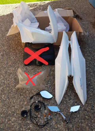 Cachas blancas PCX 125 2012