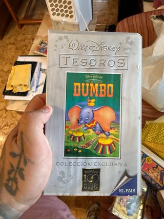 VHS: Toy Story & Titanic