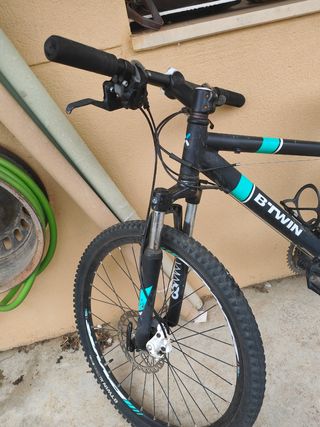 Bicicleta Btwin Rockrider