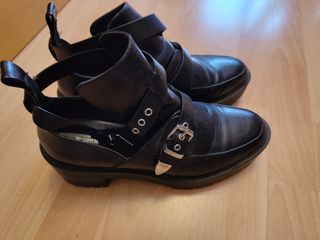 Botines negros mujer