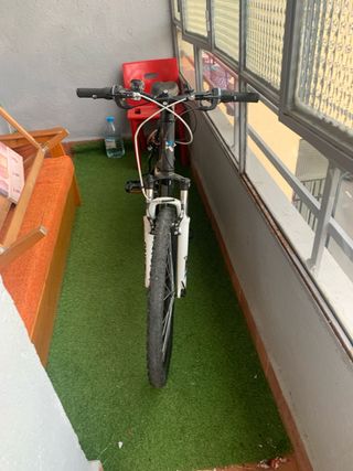 Bicicleta montaña carretera