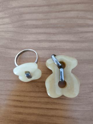 Anillo y colgante TOUS beige plata