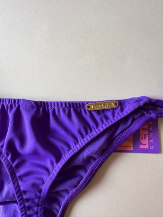 Tanga bikini Lenita morado