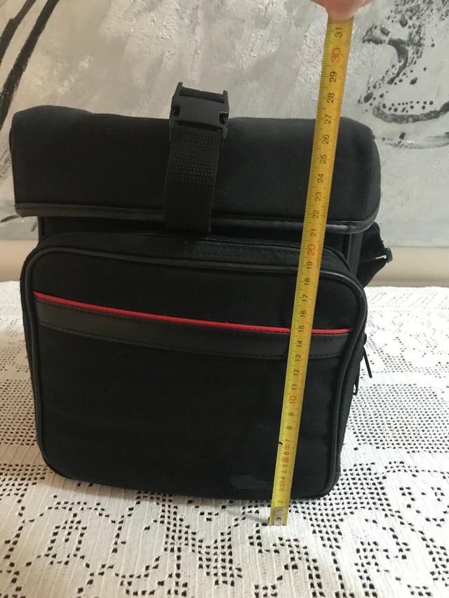 Nikon F50D + 2 objetivos