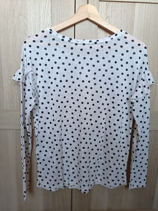 Blusa lunares blanco y negro