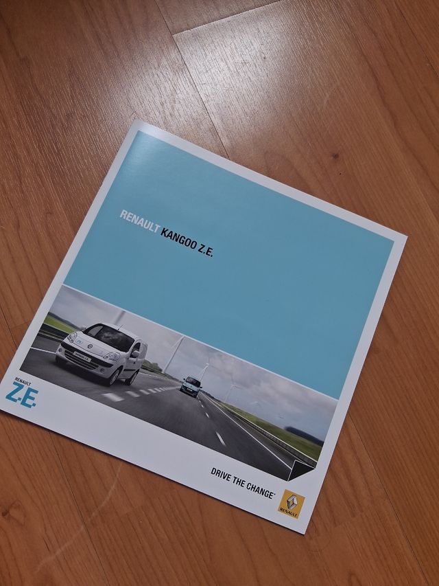 Catálogo Renault Kangoo Z.E. - Edição 12/2011