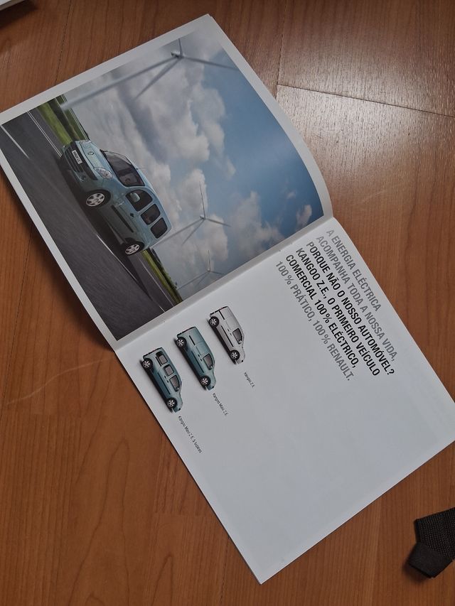 Catálogo Renault Kangoo Z.E. - Edição 12/2011