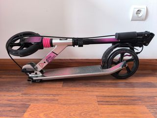 Patinete Oxelo Mid 9 Rosa y Plata.