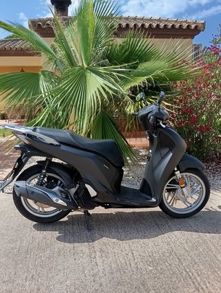 HONDA SCOOPY 125cc - Moto