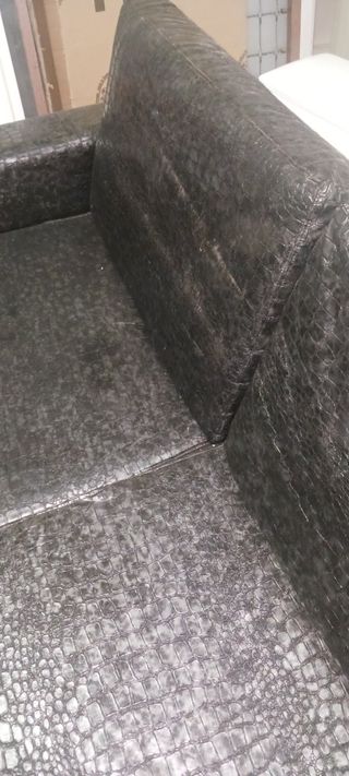 Sofá Negro - Piel Sintética