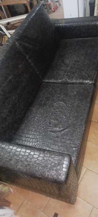 Sofá Negro - Piel Sintética