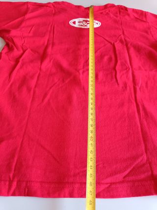 Camiseta con serigrafía original