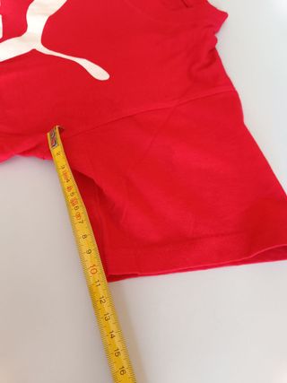 Camiseta con serigrafía original