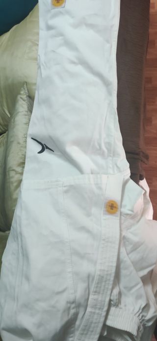 Kimono Karate blanco
Negosiable 
