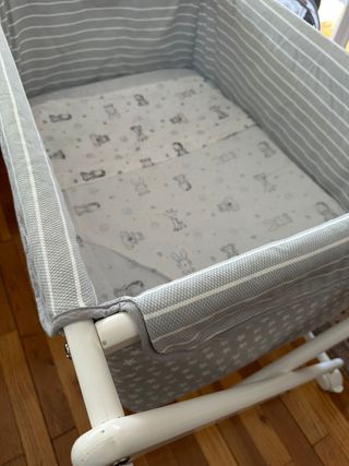 Minicuna Interbaby de tijera
