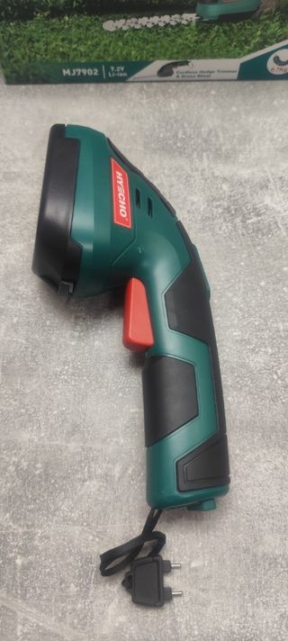 Tijera eléctrica cortacésped 2 en 1