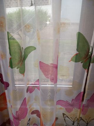 Cortinas translúcidas mariposas