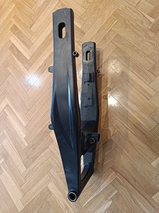 Basculante Suzuki GSX 750 AZ