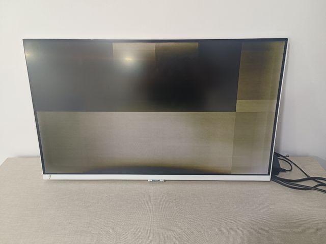 Monitor Samsung 27" Blanco