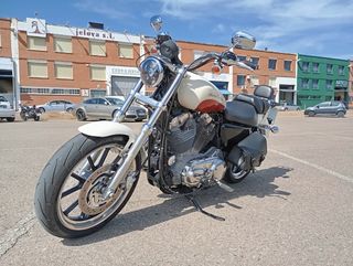 Harley Davidson 883 Superlow