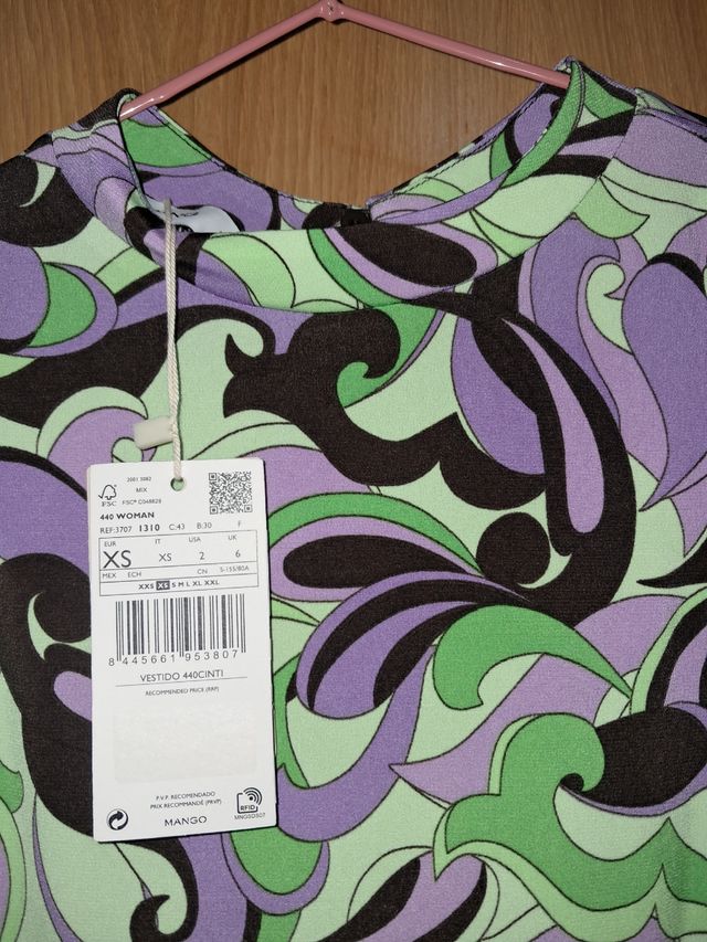 Vestido estampado verde, morado y begro