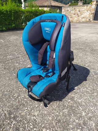 Silla coche AXKID Minikid 9-25kg+protector+espejo