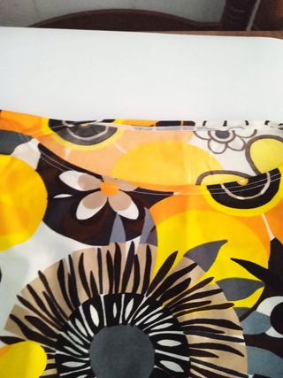 Blusa años 70 - Flores Amarillas