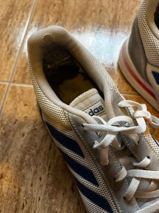 Zapatillas Adidas grises y azules - Talla 44