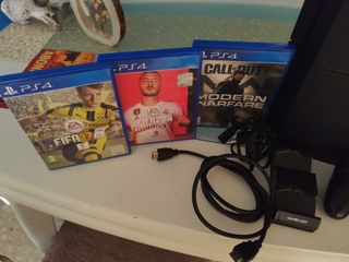 PS4 (PlayStation 4) + 4 juegos