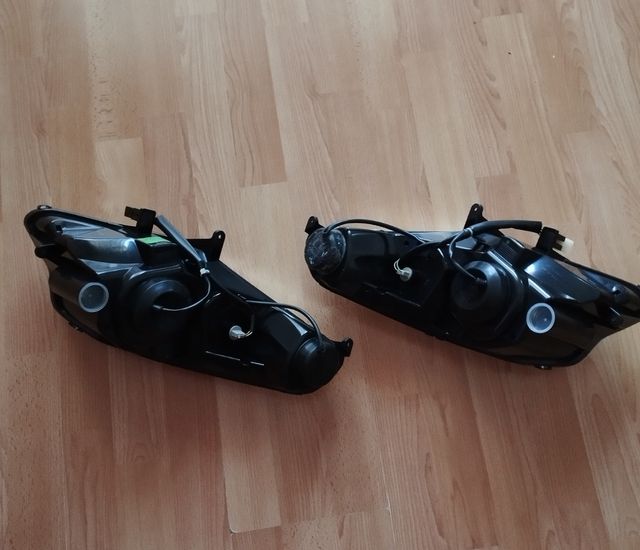 Faro Delantero Peugeot Satelis Izquierdo y Derecho