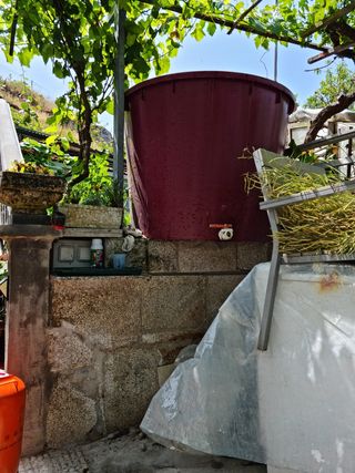 Depósito Vino 1.600 L - Rojo
