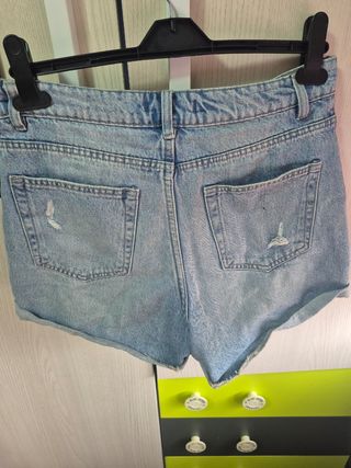 Shorts Stradivarius