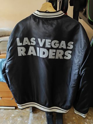 Chaqueta Raiders Pull&Bear XL
