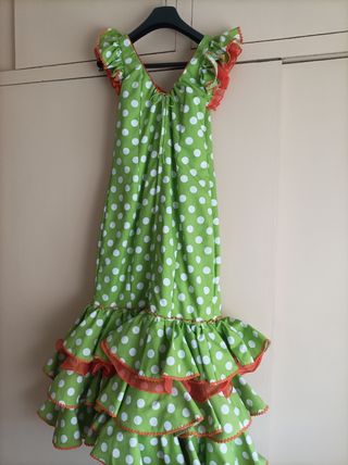 Traje de gitana verde y blanco