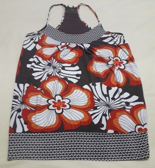 Camiseta tirantes flores