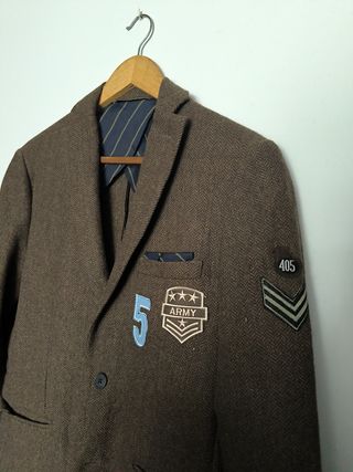 Americana marrón hombre invierno