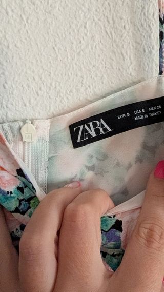 Mono de  Zara estampado flores