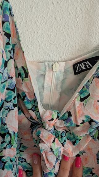 Mono de  Zara estampado flores