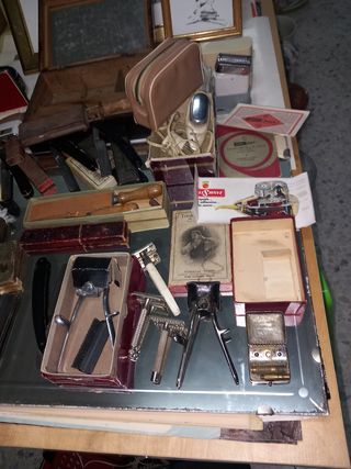 Lote de Antigua colección de barberia con espejo